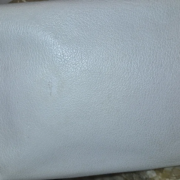 Louis VuittonLimited Edition BlancMonogram Sabbia Besace Bag. Serialcode FO4170. - Picture 16 of 16